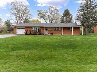 40551 Rock Hill St, Novi, MI 48375