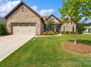 12002 Cove Ct, Charlotte, NC 28278