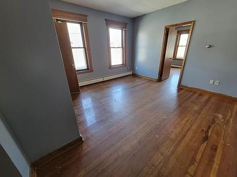 2nd image of 71 Orange St #5