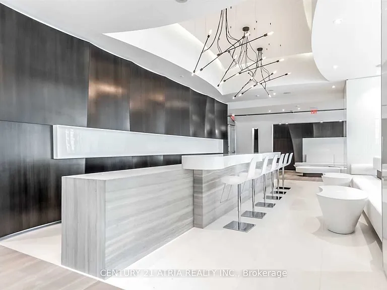 1 Bloor St E #3912 — Photo 14