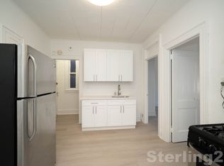 22-68 29th St #2A, Astoria, NY 11105