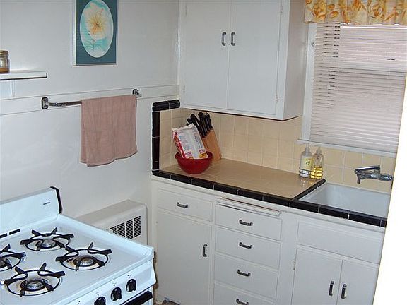 5th image of 402 Paunack Pl APT 2
