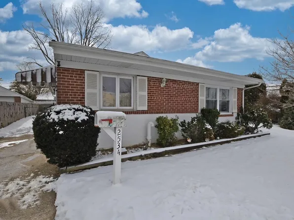 2534 Cypress Avenue, East Meadow, NY 11554