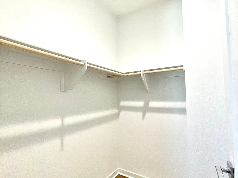 Francesca Dr — Photo 5