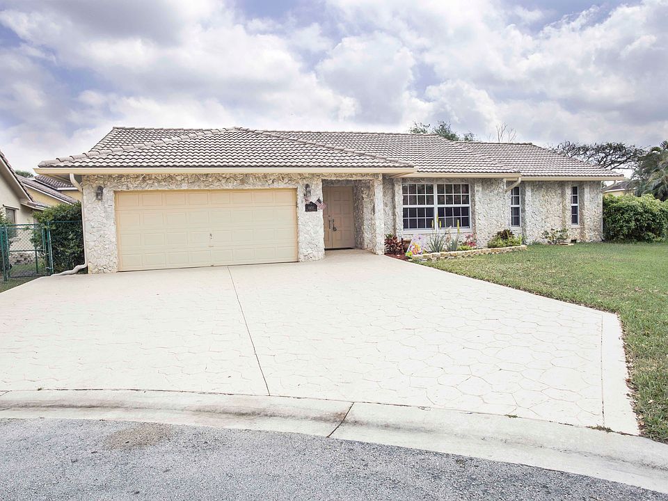 1st image of 6450 NW 55th Mnr
