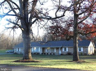 5402 Treher Rd, Fayetteville, PA 17222