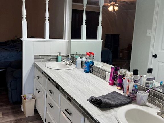 5th image of 781 Palm Rd