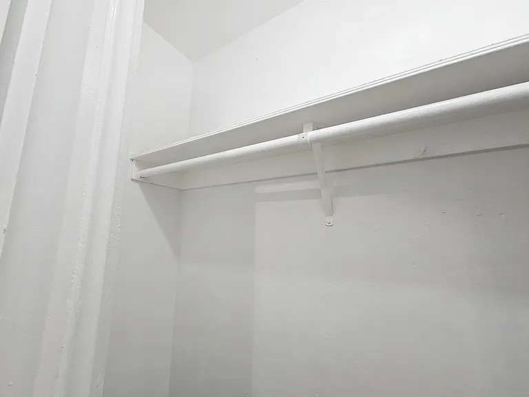421 NE 68th St #7 — Photo 10