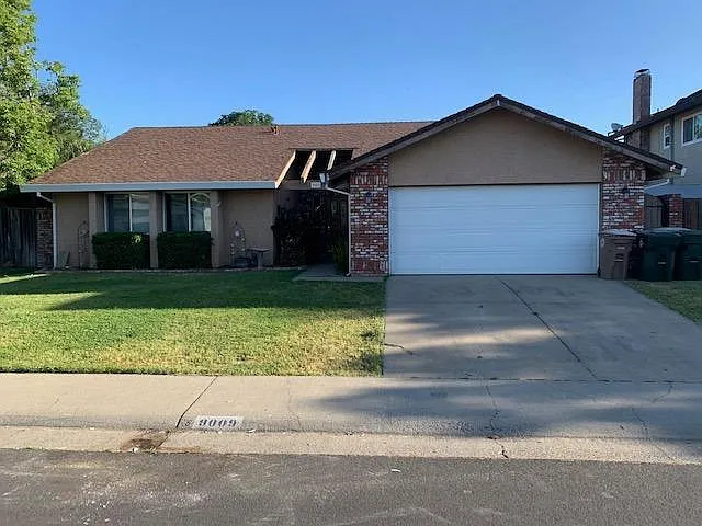 9009 Lismore Dr photo 1