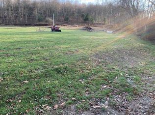 1384 Upper Mateer Rd, Vandergrift, PA 15690