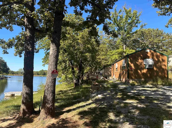 26401 Wiedenmann Pl, Edwards, MO 65326