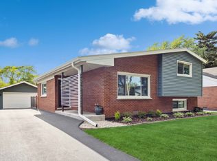 516 S School St, Lombard, IL 60148