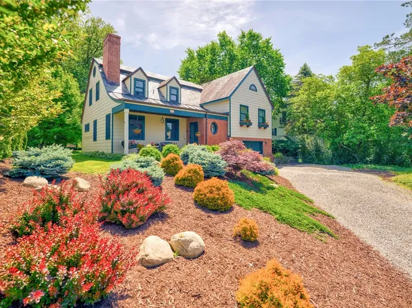 27 Oxford Rd, Pittsburgh, PA 15202