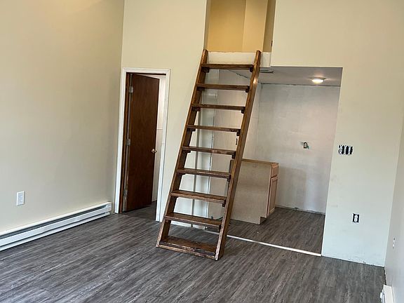 2nd image of 4021 W Girard Ave #A