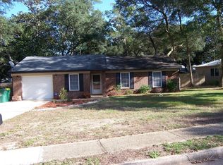 426 Larkspur Ct, Niceville, FL 32578