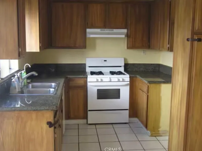 8800 Burnet Ave #3 — Photo 2