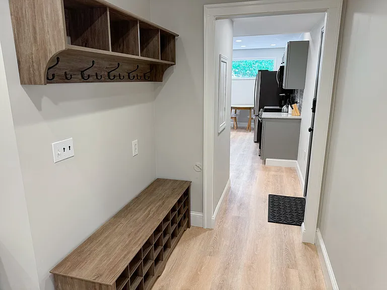 Lenox Park Dr — Photo 10