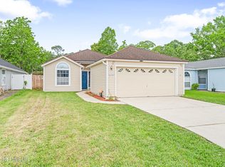 2738 Lantana Lakes Dr W, Jacksonville, FL 32246