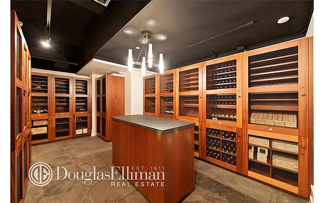 Sold by Douglas Elliman | media 15