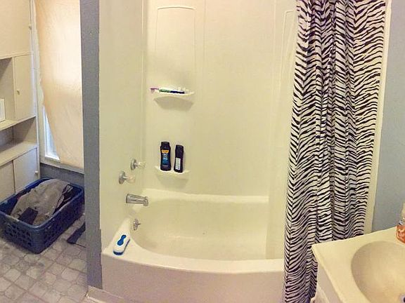 2nd image of 1631 Newman Ave APT 1