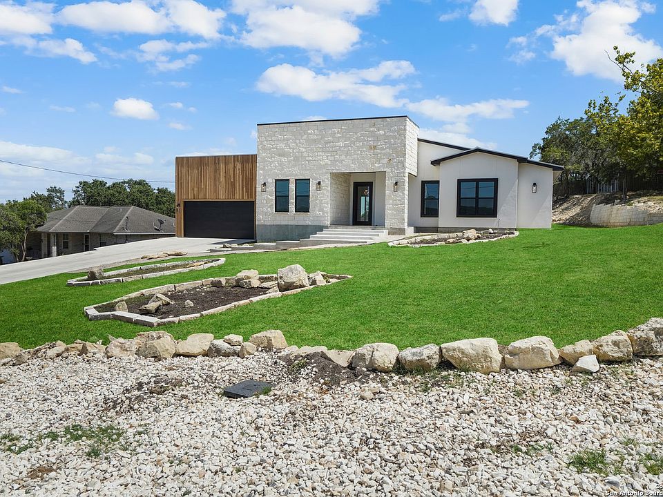 1st image of 216 Midnight Dr
