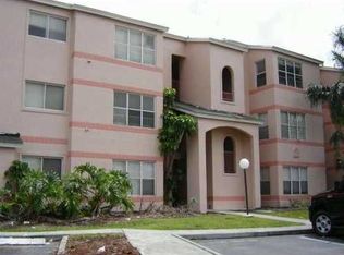 3390 Pinewalk Dr N APT 1018, Pompano Beach, FL 33063