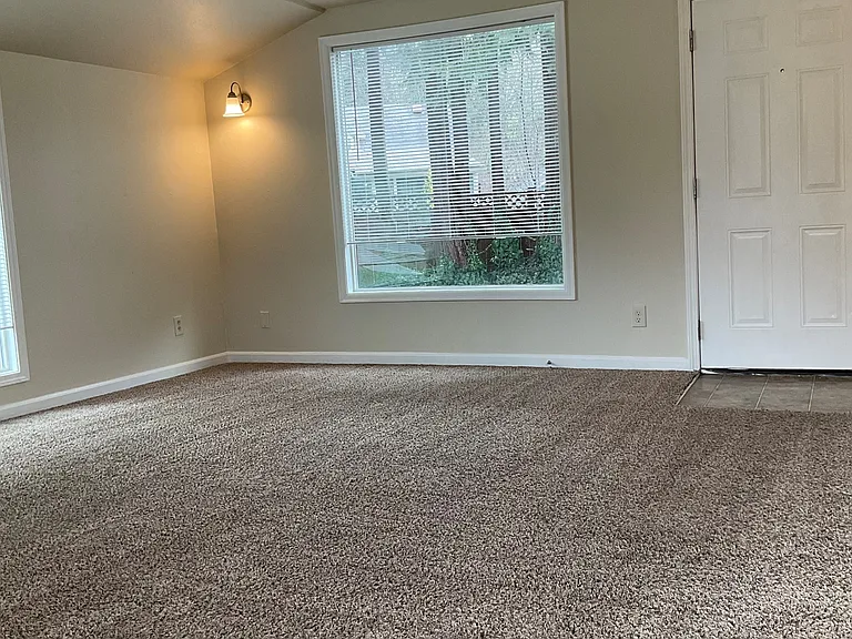 123 W Birch St — Photo 16
