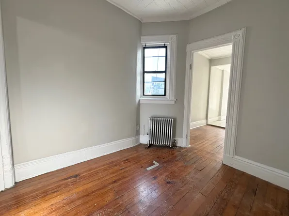 716 Sackett Street image 6 of 13