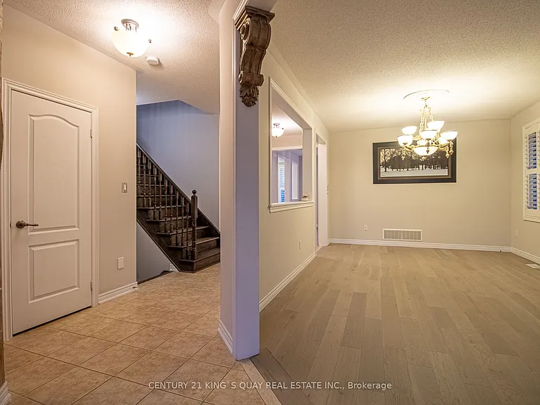 6 Messina Ave — Photo 6