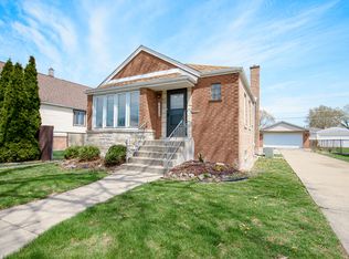 5533 S Menard Ave, Chicago, IL 60638