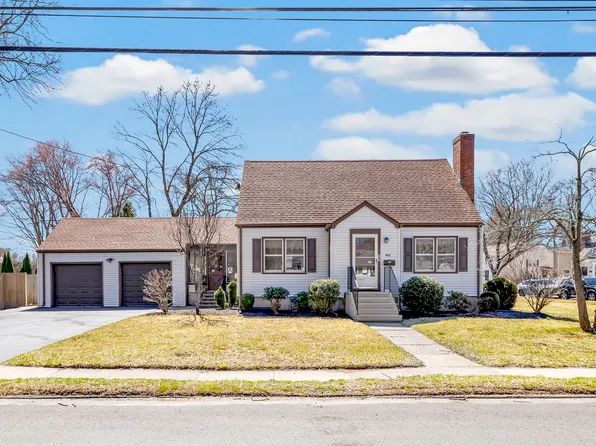 435 Connors Lane, Stratford, CT 06614