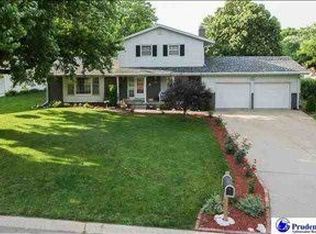 10254 Grand Ave, Omaha, NE 68134