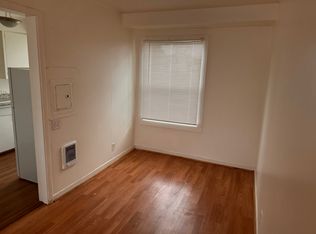 510 N Holladay Dr APT 2, Seaside, OR 97138
