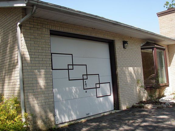 1 car garage