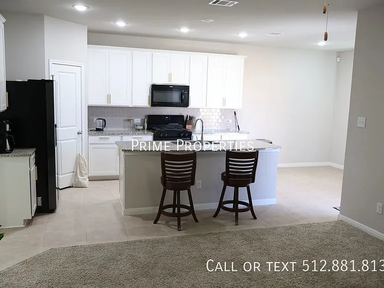 11500 Maple Leaf Way — Photo 7