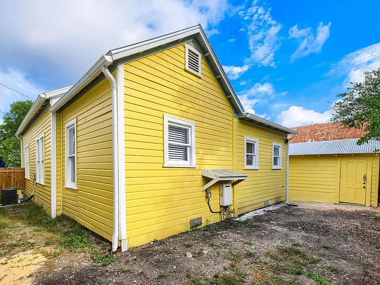 904 N Mesquite St — Photo 14