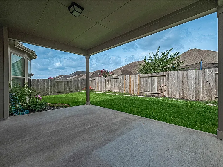 5327 Silver Ledge Dr — Photo 42