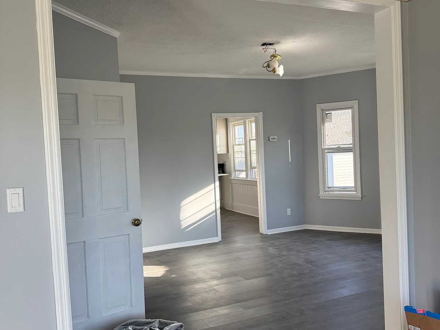 3 bed, 2600 sqft, $1,600 — Photo 2