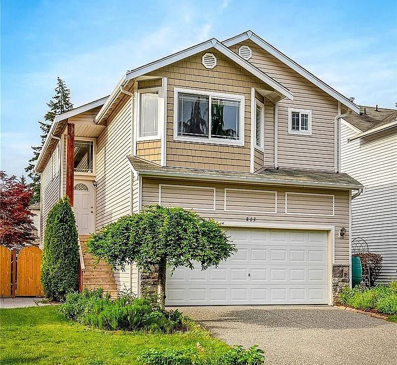 1st image of 803 215th Pl SW