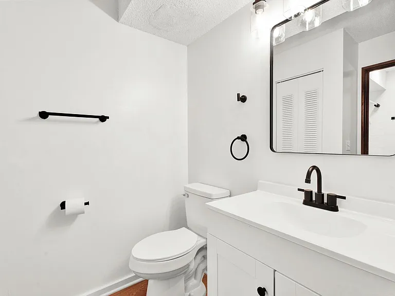 One11 Residences - Monroe — Photo 18