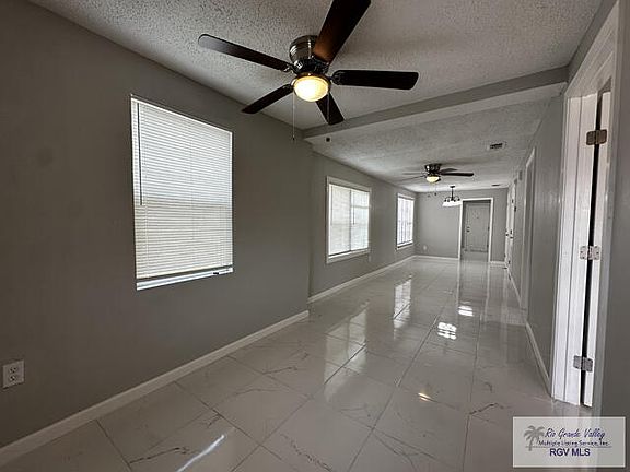 4th image of 1506 Combes St