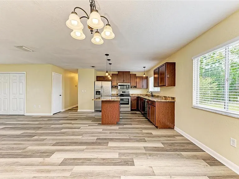 7120 Elyton Dr — Photo 4