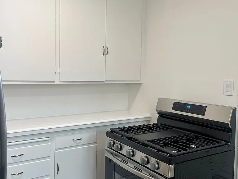 8400-8422 Crenshaw Dr #3357-3365 — Photo 7