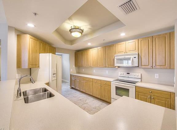 3rd image of 2745 1st St APT 406