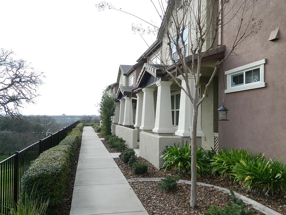 1st image of 208 Blossom Rock Ln #32