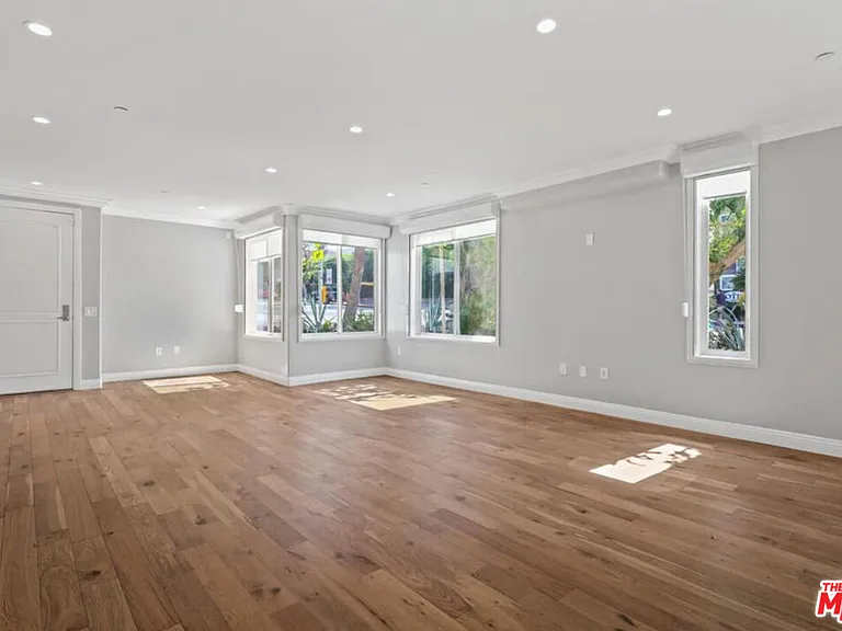 1283 Havenhurst Dr #101 — Photo 2