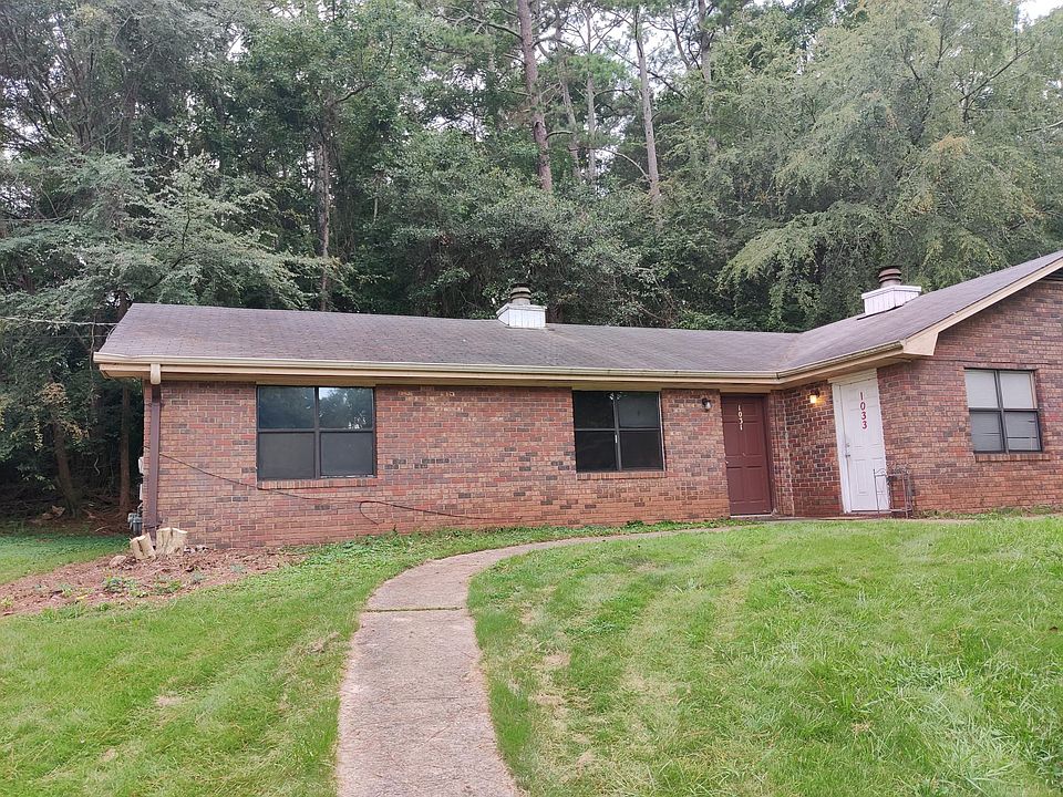 1st image of 1033 Kings Mill Run