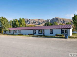 204 N Water St, Arco, ID 83213