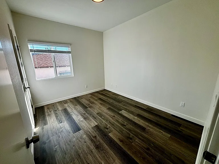 3843 National Ave #7 — Photo 6