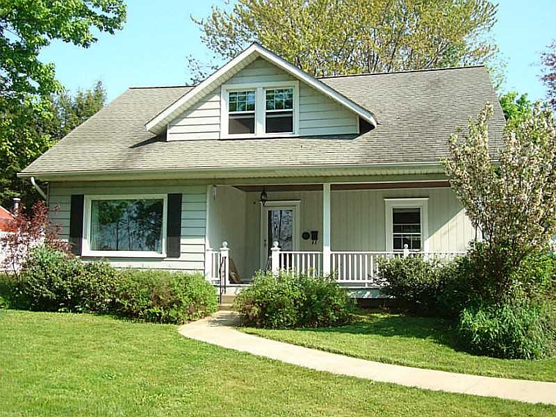 1st image of 3711 Lochiel Ave